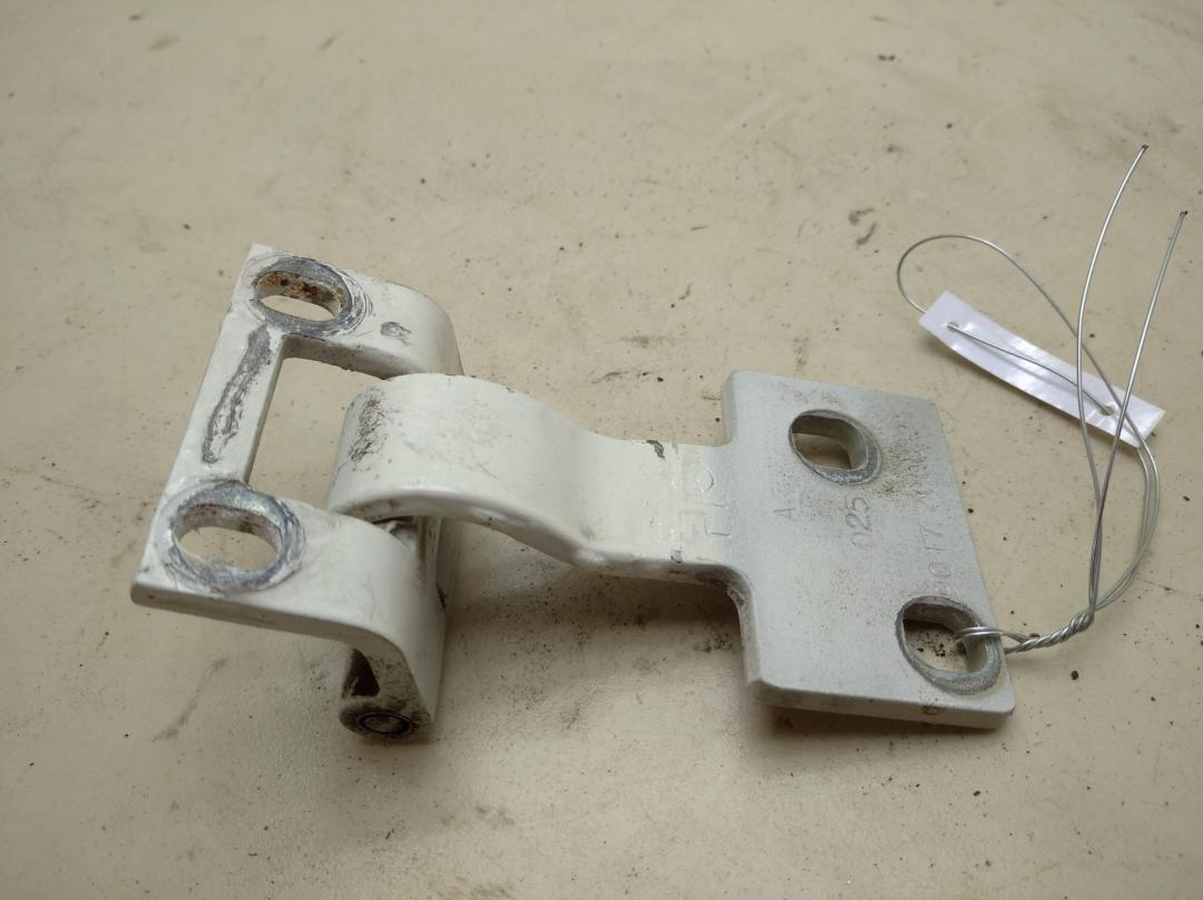петля двери Volkswagen LT 2005, белый, микроавтобус, 9017300037