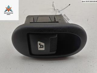 кнопка стеклоподъемника переднего правого Citroen C3 1 поколение 2005, 1.6 л., дизель, МКПП, серый, хетчбэк 5 дв., 96401469