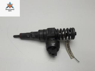 форсунка Volkswagen Caddy 3 поколение 2005, 2.0 л., дизель, МКПП, белый, фургон, 038130073BJ