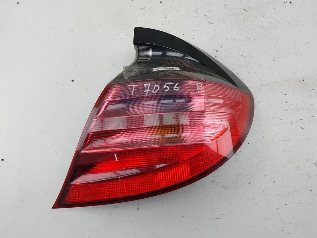 фонарь задний правый Mercedes-Benz C W203 2002, 2.2 л., дизель, АКПП, серый, хетчбэк 3 дв., 2038200664