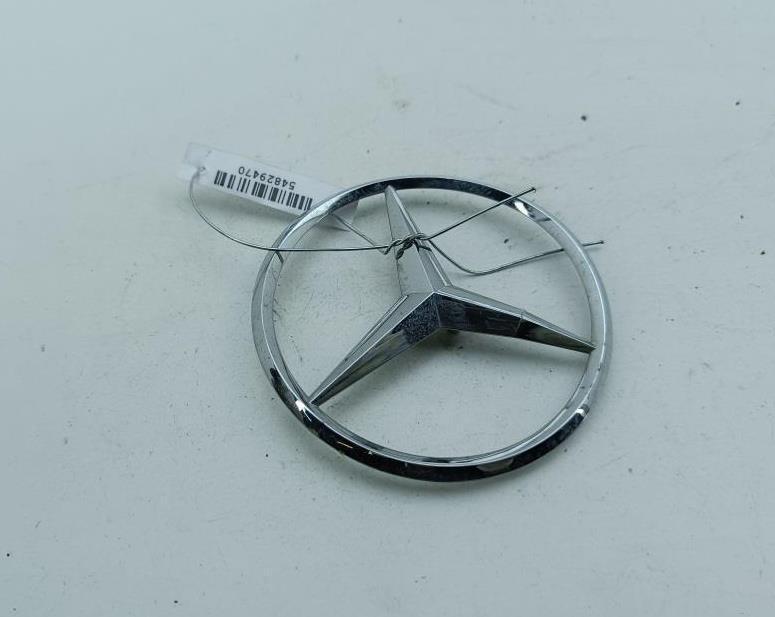 эмблема Mercedes-Benz E W212 2014, 2.2 л., дизель, АКПП, жёлтый, универсал, 2128170116