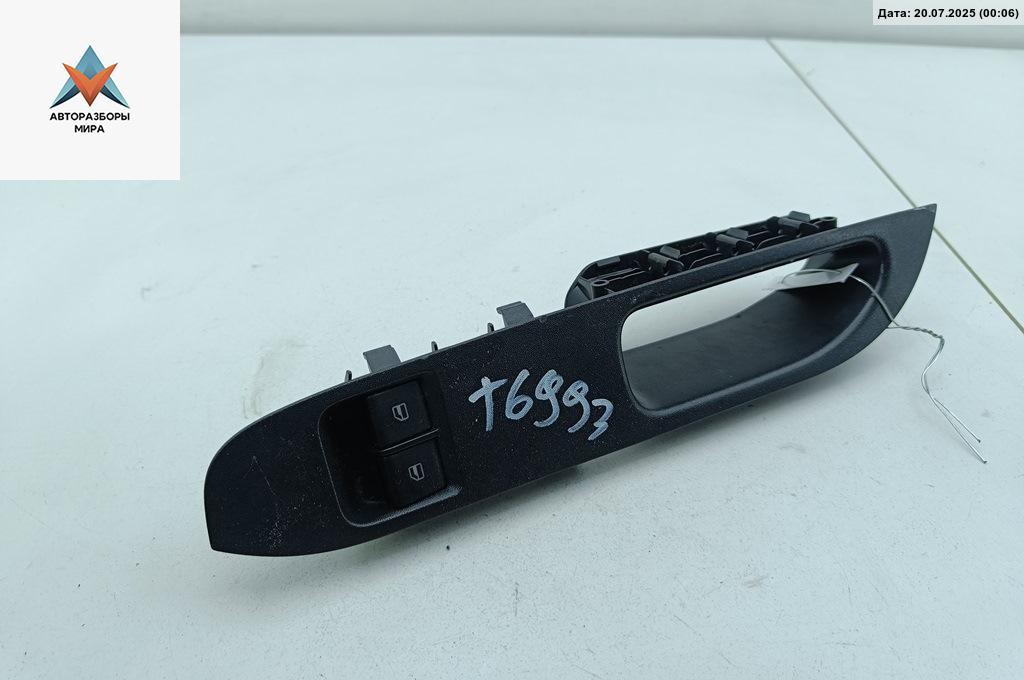 блок управления стеклоподъемниками SEAT Ibiza 3 поколение 2005, 1.4 л., бензин, МКПП, серый, хетчбэк 3 дв. - фото №1
