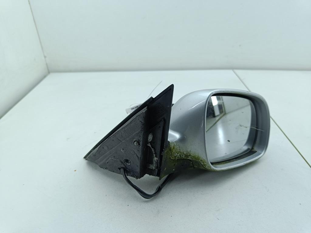 зеркало правое Volkswagen Passat B5+ (GP) 2002, 1.6 л., бензин, МКПП, серый, универсал, 3B0857934