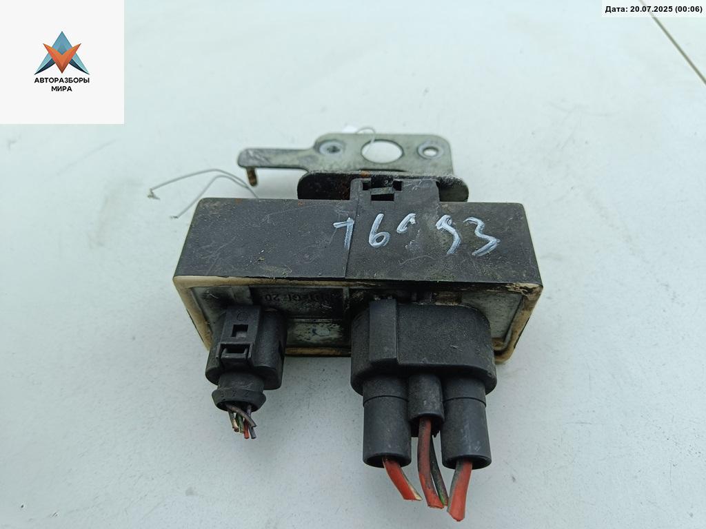 блок управления вентилятором (реле) SEAT Ibiza 3 поколение 2005, 1.4 л., бензин, МКПП, серый, хетчбэк 3 дв., 1J0919506M - фото №1