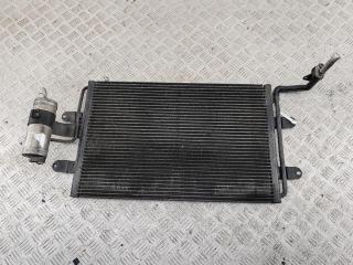 радиатор кондиционера Volkswagen Bora 2000, 1.6 л., бензин, МКПП, красный, седан, 1J0820411D