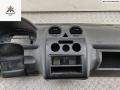 панель передняя салона (торпедо) Volkswagen Caddy 3 поколение 2006, 1.9 л., дизель, МКПП, жёлтый, фургон - фото №8