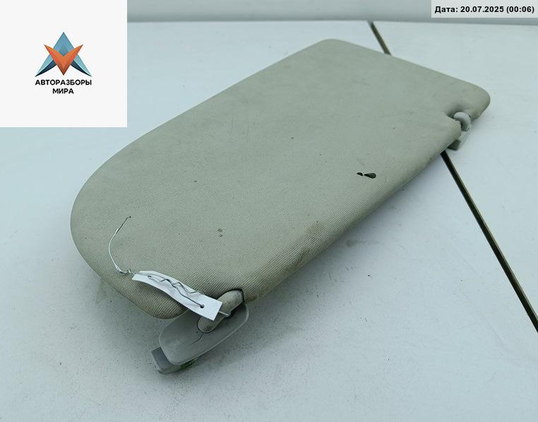 козырек солнцезащитный Volkswagen Caddy 3 поколение 2006, 1.9 л., дизель, МКПП, жёлтый, фургон, 2K0857551 - фото №1