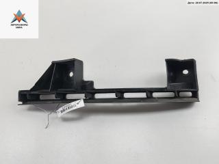 кронштейн переднего бампера Volkswagen Caddy 3 поколение 2006, 1.9 л., дизель, МКПП, жёлтый, фургон, 1T0807890B