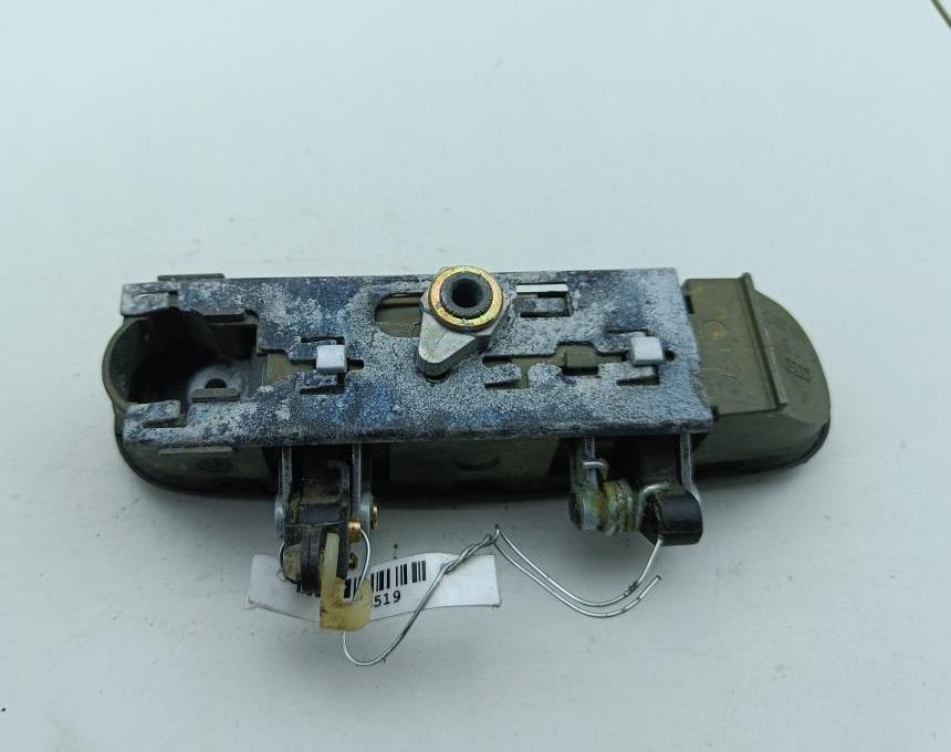 ручка наружная передняя правая Audi A6 C5 1999, 2.5 л., дизель, МКПП, серый, универсал, 4B2837886