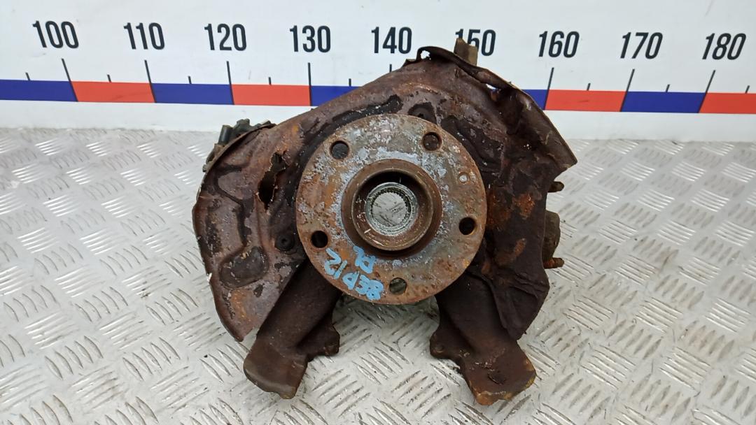 ступица передняя левая Skoda Octavia 3 поколение (A7) 2014, 1.6 л., дизель, МКПП, хетчбэк 5 дв., 8V0498625B, 5Q0407255N - фото №1