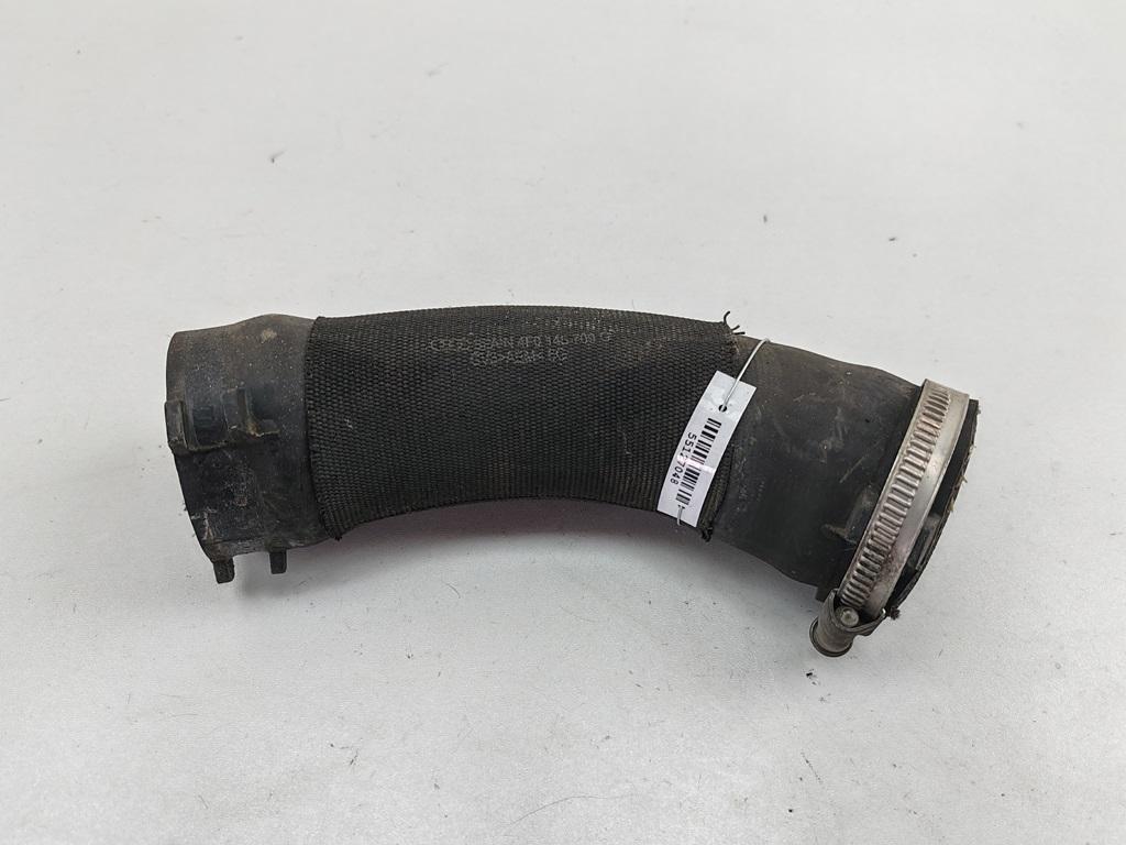 патрубок интеркулера Audi A6 C6 2006, 2.7 л., дизель, АКПП, серый, универсал, 4F0145709G
