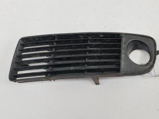 рамка фары противотуманной левой Audi A6 C5 1998, 2.4 л., бензин, МКПП, зелёный, седан, 4B0807681J