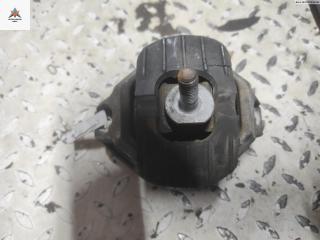 подушка крепления двигателя BMW 5 серия E60/E61 2004, 2.2 л., бензин, МКПП, чёрный, седан, 6761090