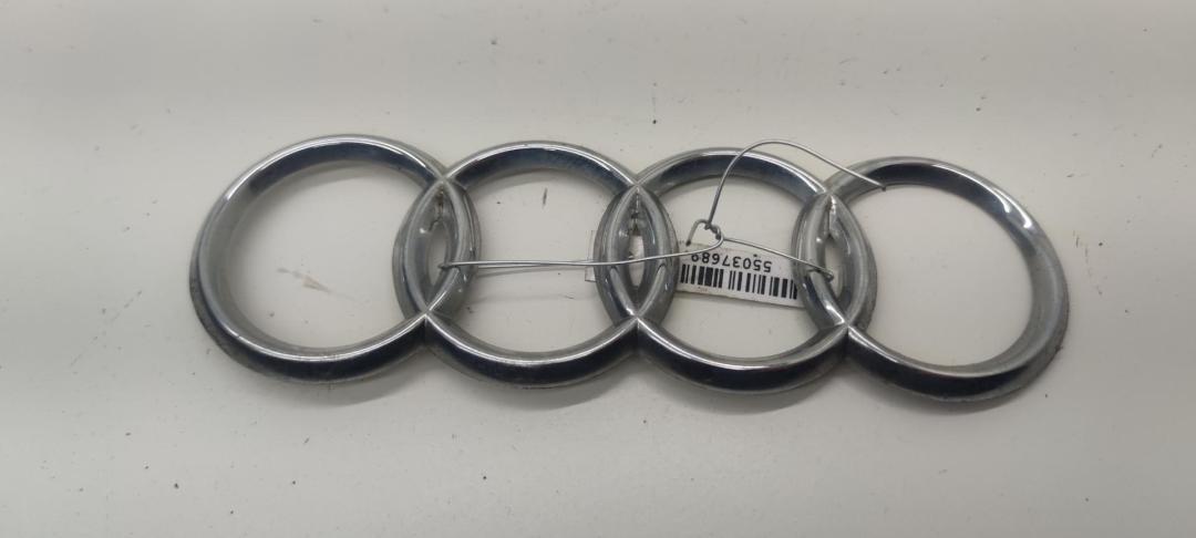 эмблема Audi A4 B5 1999, 1.8 л., бензин, МКПП, синий, седан