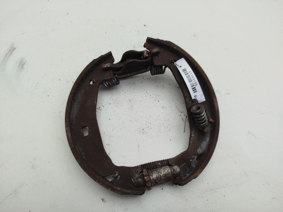Механизм развода задних тормозных колодок левый BMW 1 E81/E87 2005, 1.6 л., бензин, МКПП, чёрный, хетчбэк 5 дв.