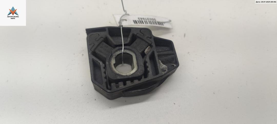 кронштейн радиатора Audi A3 8L 1999, 1.8 л., Ti, бензин, МКПП, серый, хетчбэк 5 дв., 1J0806155E - фото №1