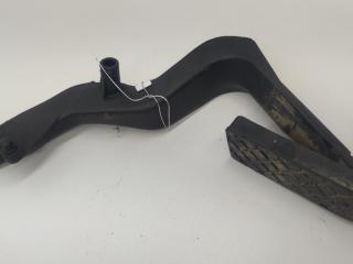 педаль Audi A4 B5 1997, 1.8 л., бензин, МКПП, серый, универсал, 8D1721506H