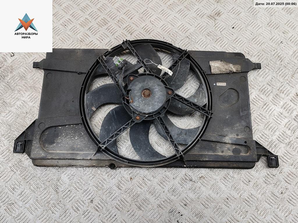 вентилятор радиатора Ford Focus 2 поколение 2005, 1.6 л., i, бензин, МКПП, серый, хетчбэк 5 дв., 3M518C607EC - фото №1