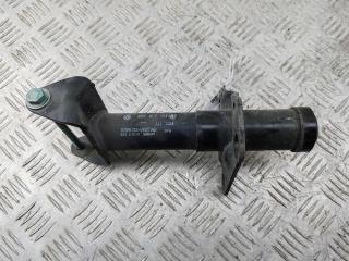 кронштейн переднего бампера Volkswagen Passat B5 1998, 1.6 л., бензин, МКПП, синий, универсал, 3B0807133