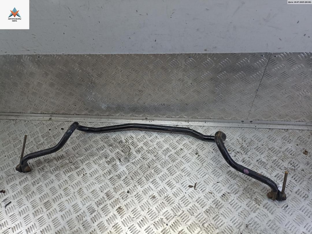 стабилизатор подвески передний Opel Vectra C 2002, 2.2 л., бензин, АКПП, серый, седан - фото №1