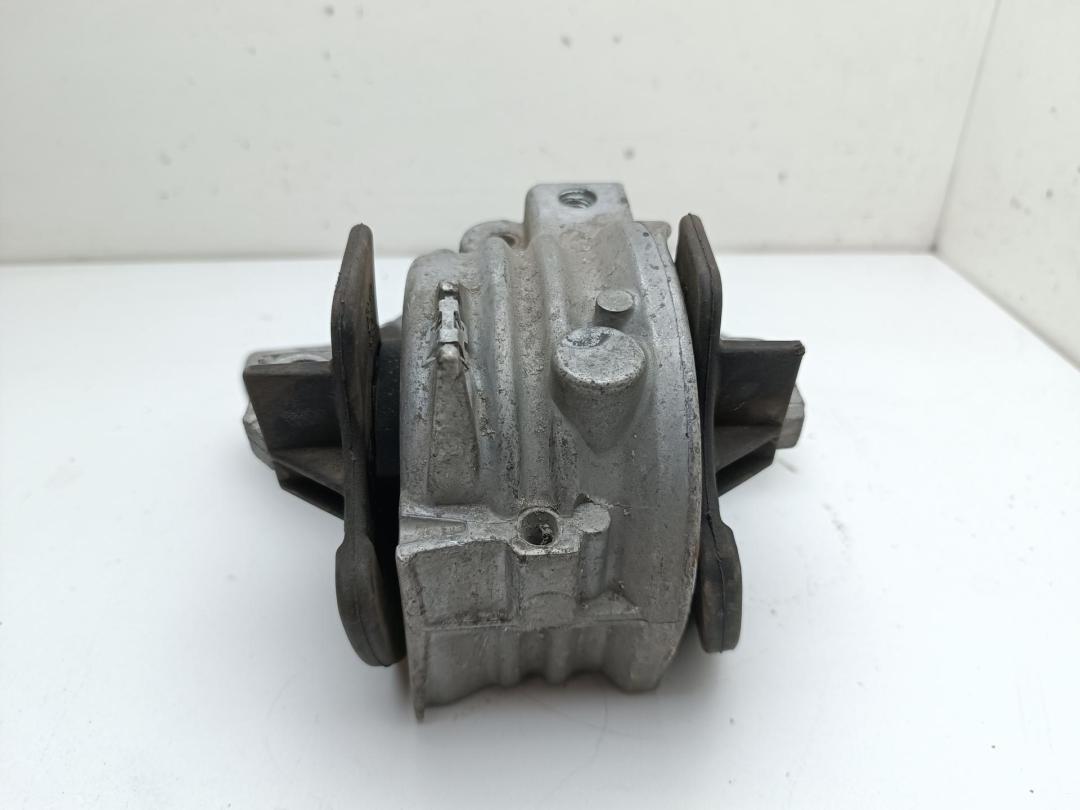 подушка крепления двигателя Peugeot 407 1 поколение 2006, 2.0 л., дизель, АКПП, серый, универсал, 326B96 - фото №1