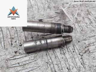 Болт крепления Skoda Fabia 1 поколение (6Y) [рестайлинг] 2006, 1.2 л., бензин, МКПП, красный, универсал