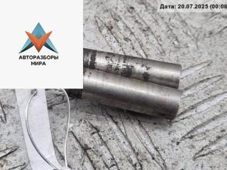 Болт крепления Skoda Fabia 1 поколение (6Y) [рестайлинг] 2006, 1.2 л., бензин, МКПП, красный, универсал