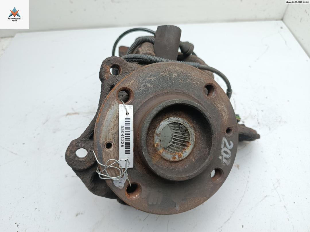 ступица передняя левая Peugeot 207 1 поколение 2008, 1.6 л., бензин, МКПП, серый, универсал, AVG - фото №1