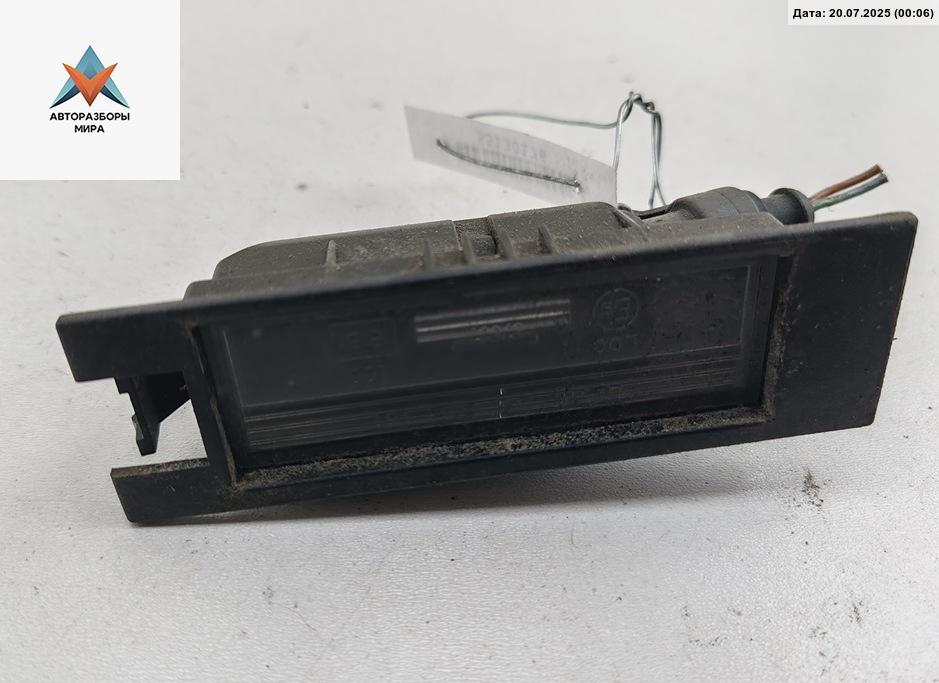 подсветка номера Opel Vectra C 2002, 2.2 л., бензин, МКПП, серый, седан, 0461200 - фото №1