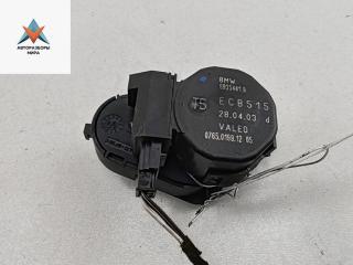 моторчик заслонки печки BMW 5 серия E39 [рестайлинг] 2003, 2.2 л., бензин, МКПП, серый, универсал, 6935441