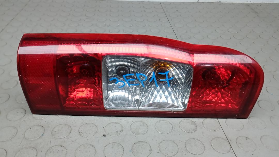 фонарь задний левый Ford Transit 7 поколение 2009, 2.2 л., дизель, МКПП, микроавтобус - фото №1