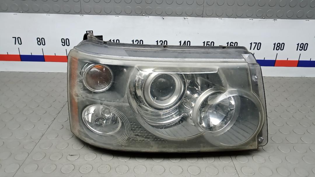 фара правая Land Rover Range Rover Sport 1 поколение 2008, 2.7 л., TDVM, дизель, АКПП, внедорожник 5 дв. - фото №1