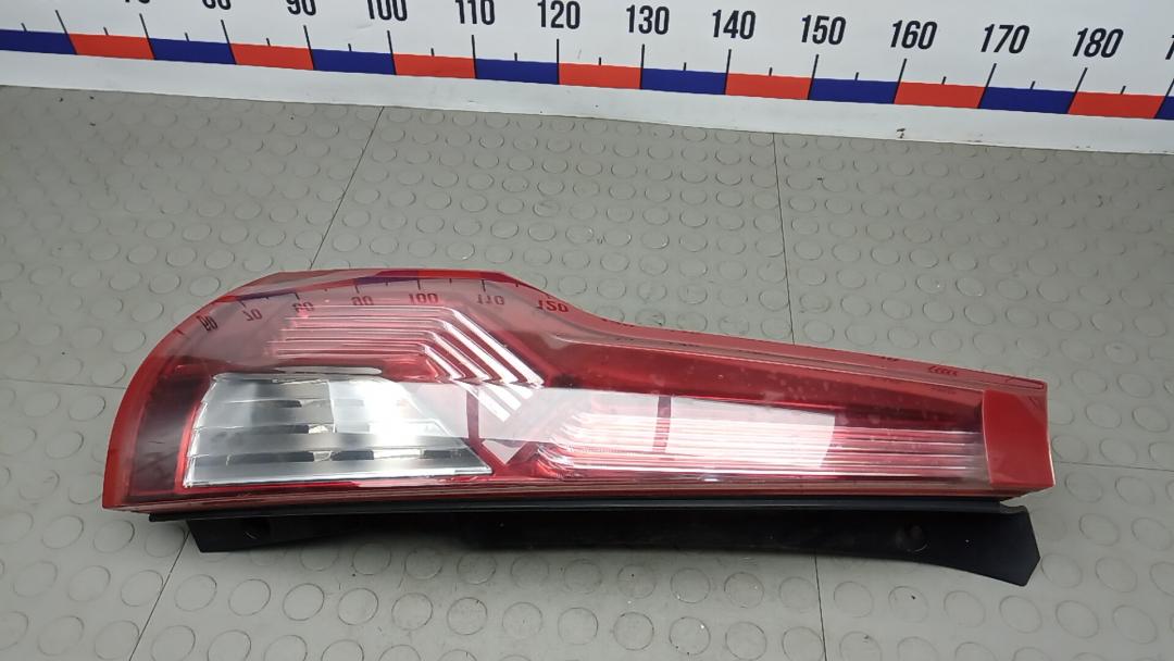 фонарь задний левый Citroen C4 Picasso 1 поколение 2008, 1.6 л., дизель, МКПП, минивэн - фото №1