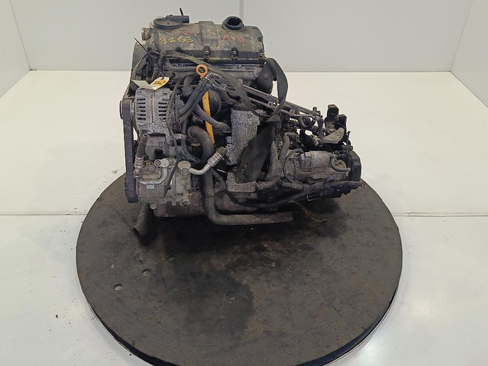 двигатель Volkswagen Polo 4 поколение 2004, цвет, ATD - фото №1