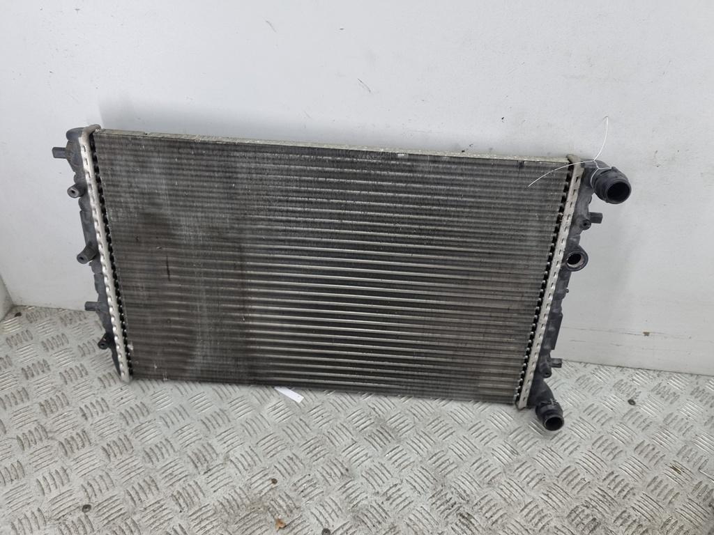 радиатор охлаждения Skoda Fabia mk1 (6Y) 2006, 1.2 л., бензин, МКПП, серый, универсал, 6Q0121253Q