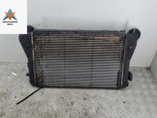 радиатор интеркулера Volkswagen Touran 1 поколение 2003, 1.9 л., дизель, МКПП, серый, минивэн