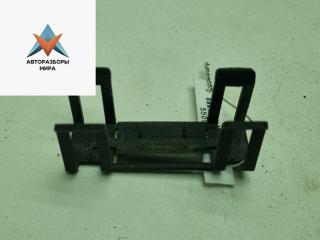 кронштейн (крепление) Volkswagen Golf 4 поколение 1997, 1.4 л., бензин, МКПП, красный, хетчбэк 5 дв., 1J0971615