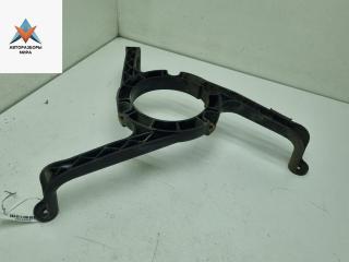 кронштейн (крепление) Volkswagen Polo 4 поколение 2002, 1.2 л., бензин, МКПП, чёрный, хетчбэк 3 дв., 1C0121209