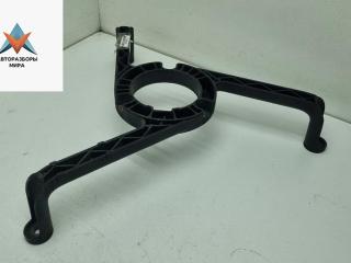 кронштейн (крепление) Volkswagen Golf 4 поколение 2000, 1.6 л., бензин, МКПП, синий, универсал, 1J0121206C