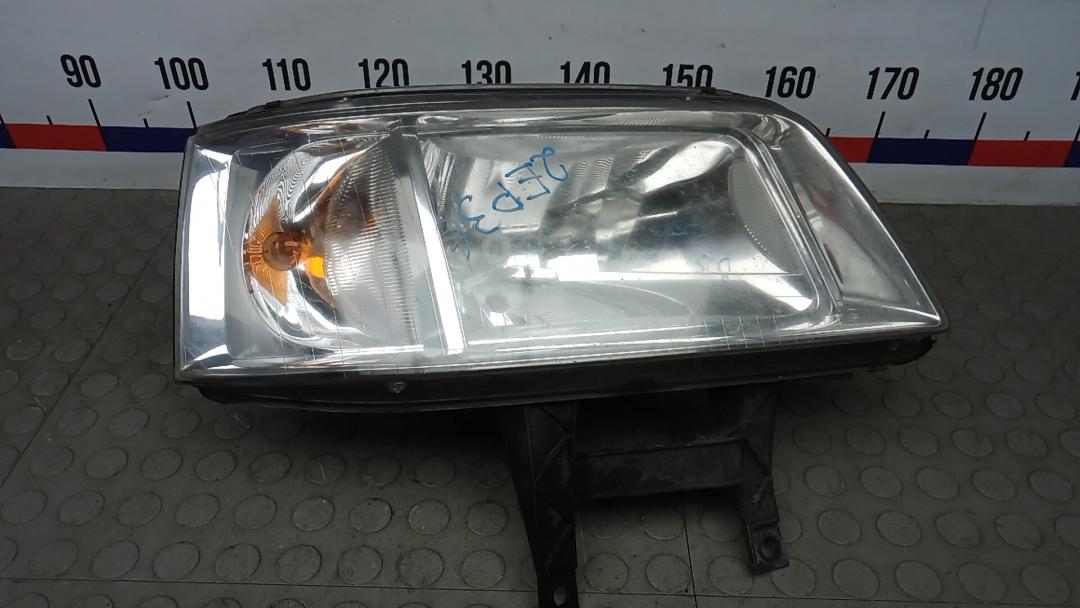 фара правая Volkswagen Transporter T5 2005, 2.5 л., дизель, МКПП, микроавтобус - фото №1