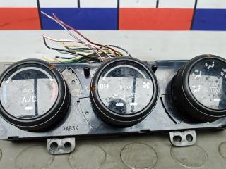 блок управления печки / климат-контроля Volkswagen Jetta 5 поколение 2008, 2.0 л., дизель, МКПП, седан, 1K0820047DP