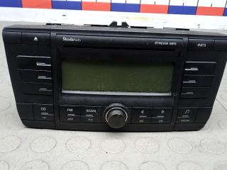 магнитола Skoda Octavia 2 поколение (A5) 2006, 1.9 л., D TDI PD, дизель, МКПП, хетчбэк 5 дв., 1Z0035161C