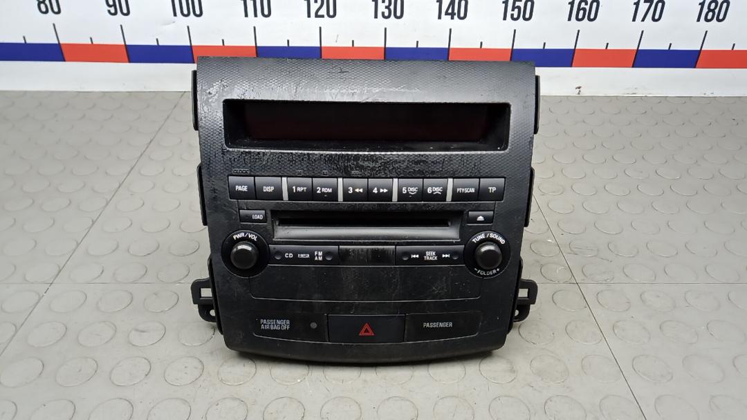 магнитола Mitsubishi Outlander 2 поколение 2008, 2.0 л., D DI-D, дизель, МКПП, внедорожник 5 дв. - фото №1