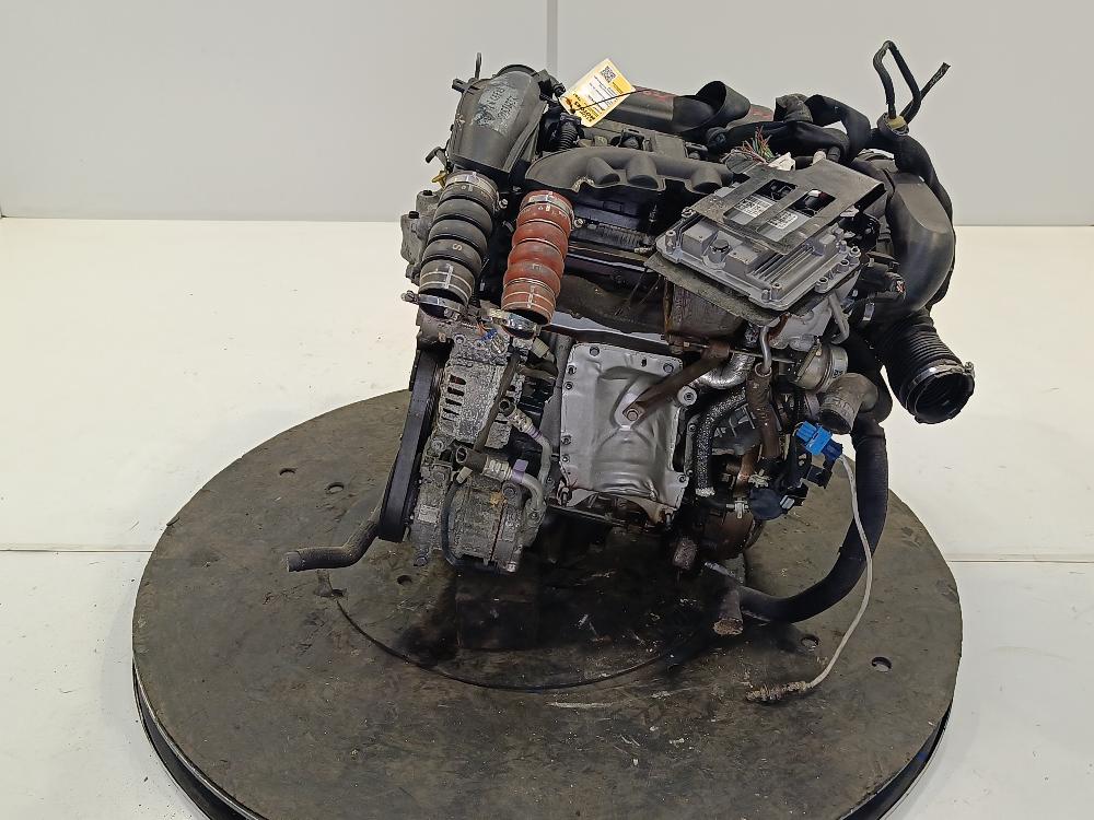 двигатель Peugeot 308 T9 2013, цвет, 5F02 - фото №1