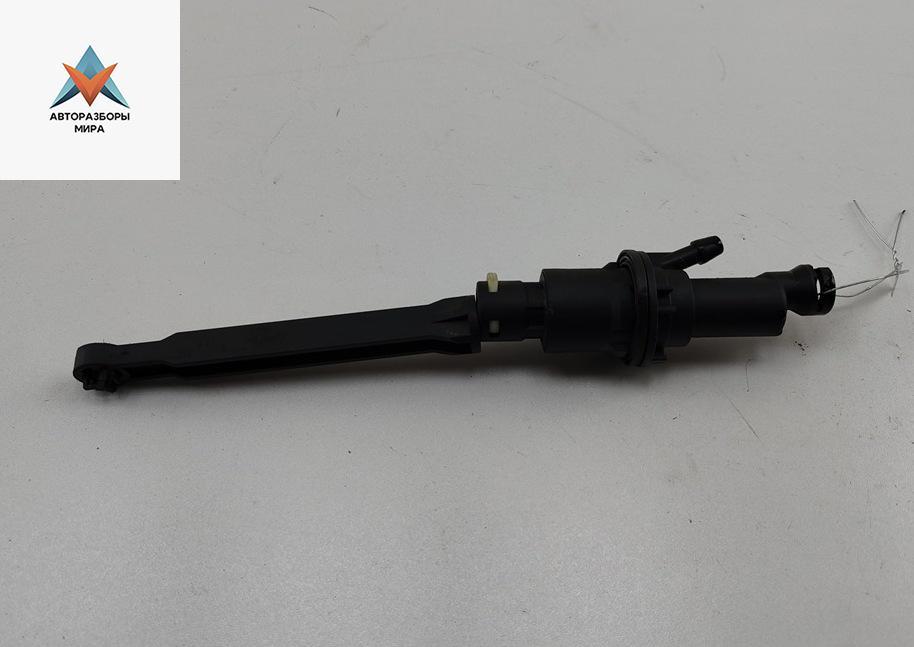 цилиндр сцепления главный Peugeot 207 1 поколение 2008, 1.6 л., бензин, МКПП, серый, универсал, 9680155480 - фото №1