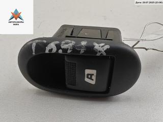 кнопка стеклоподъемника переднего правого Citroen C3 1 поколение 2005, 1.6 л., дизель, МКПП, серый, хетчбэк 5 дв., 96401469