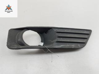 рамка фары противотуманной правой Ford Focus 2 поколение [рестайлинг] 2007, 1.6 л., i, бензин, МКПП, чёрный, универсал, 01712452