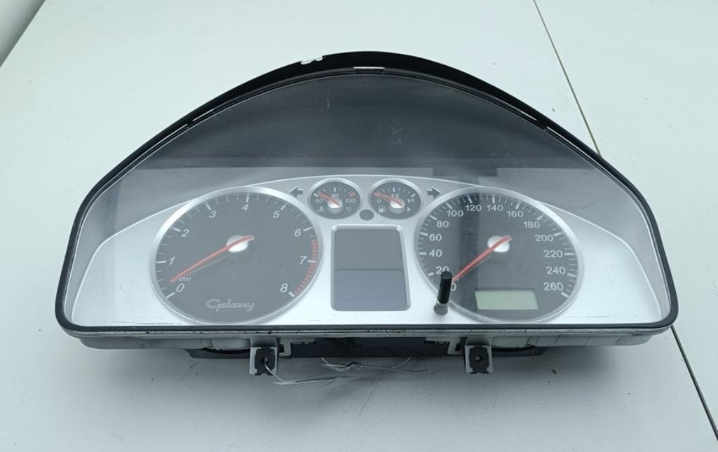 приборная панель Ford Galaxy 2001, 2.8 л., бензин, МКПП, чёрный, минивэн, 7M5920820L