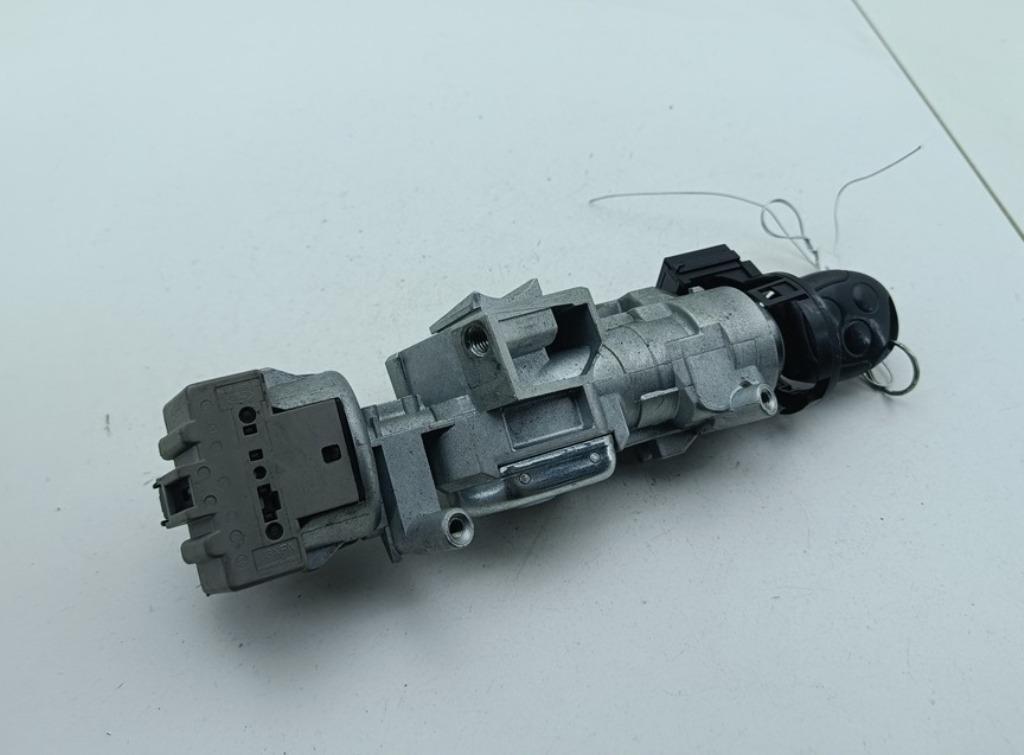 замок зажигания Ford Focus II 2007, 1.6 л., i, бензин, МКПП, чёрный, универсал, 3M513F880AD