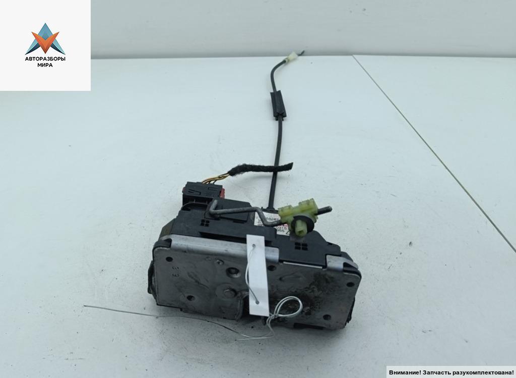 замок двери задней правой Opel Corsa D 2009, 1.2 л., бензин, МКПП, чёрный, хетчбэк 5 дв., 13258267 - фото №1